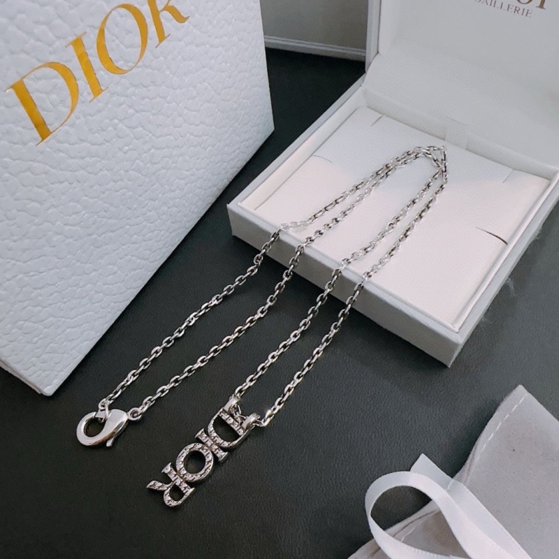chr1st1an D10r necklaces